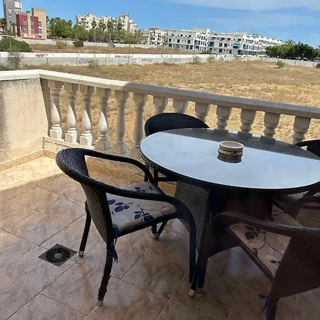 Mariha Apartment *